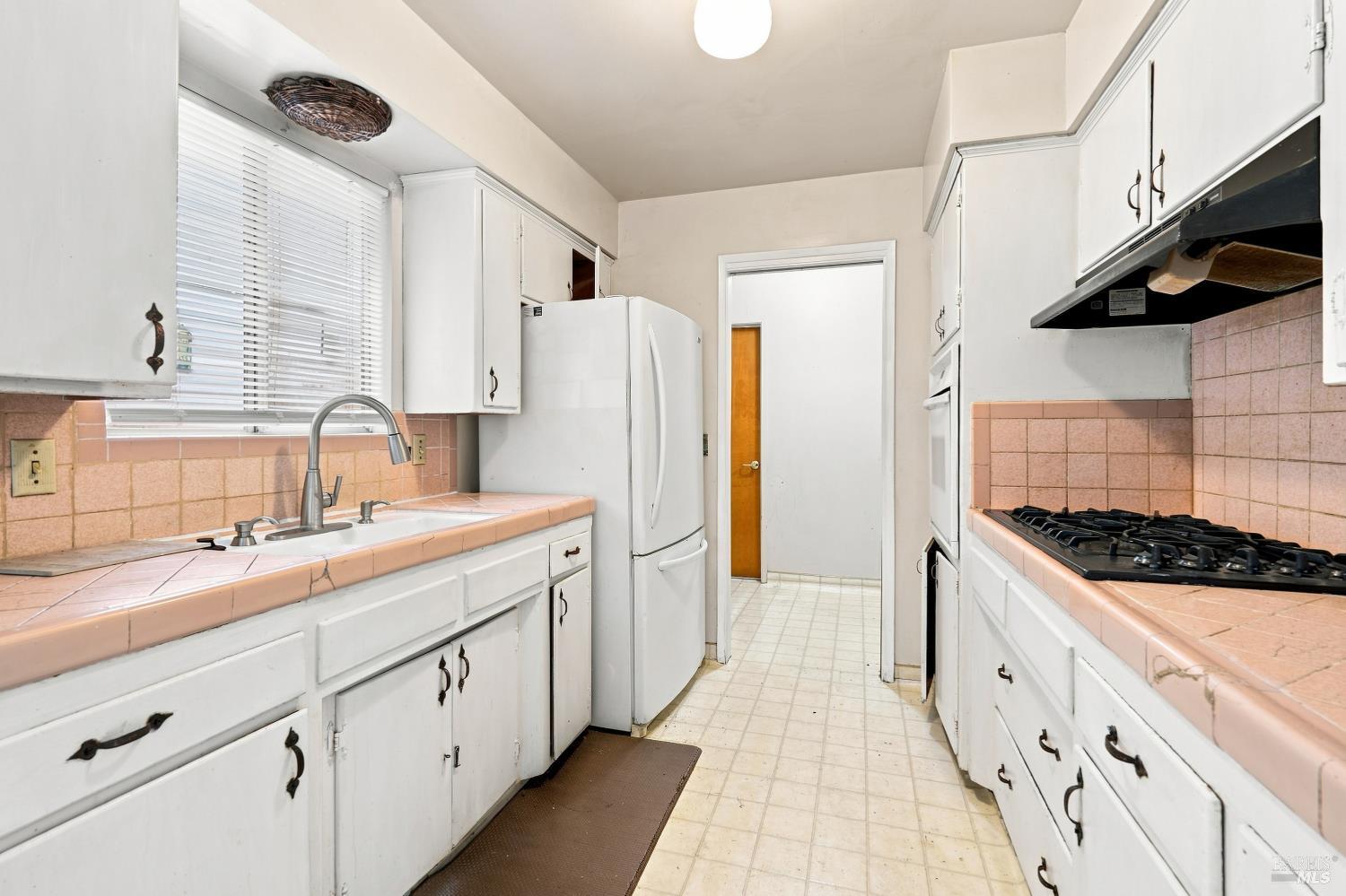 530 Andrieux Street Sonoma CA 95476