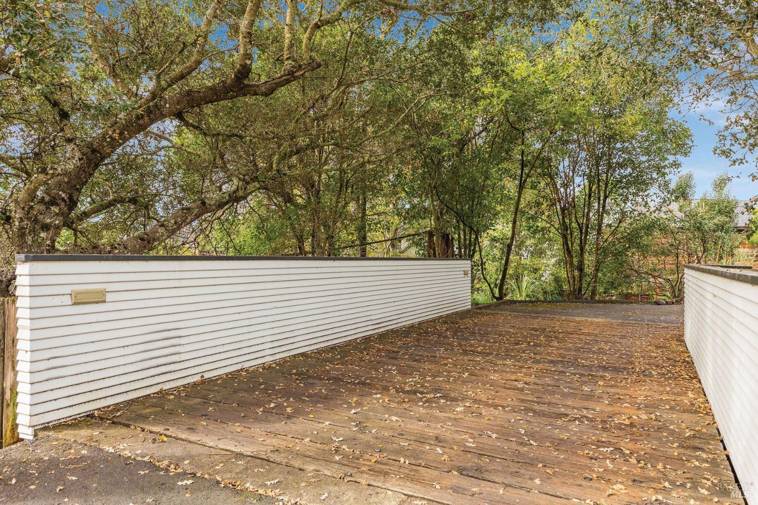 397 Parkview Drive Healdsburg CA 95448