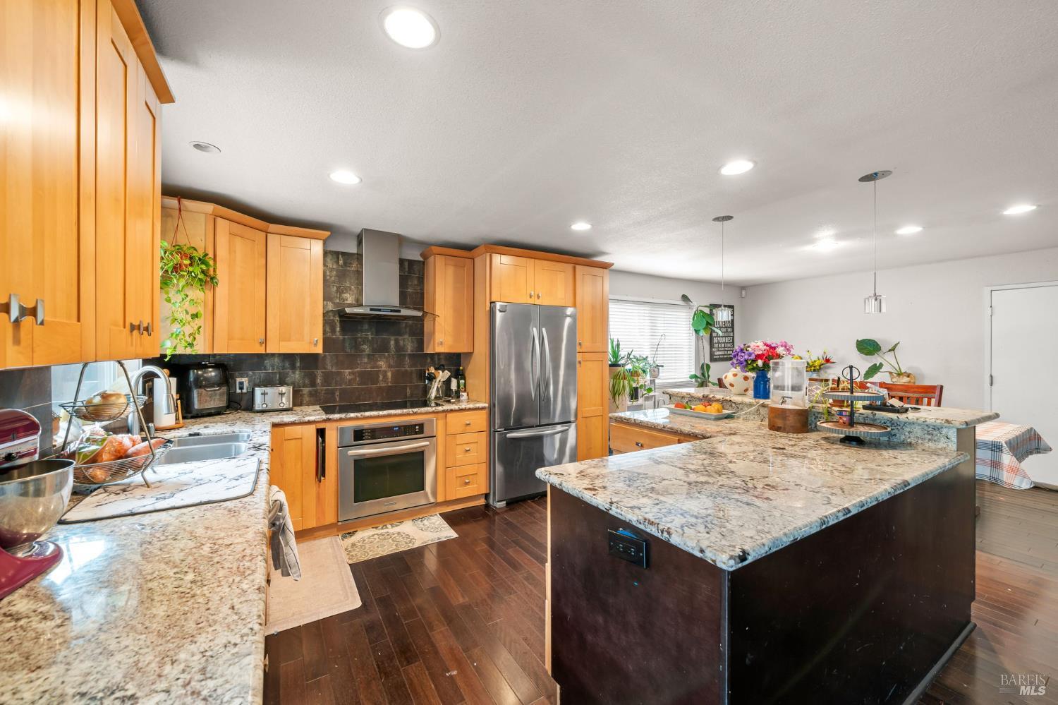 506 Midway Court Martinez CA 94553