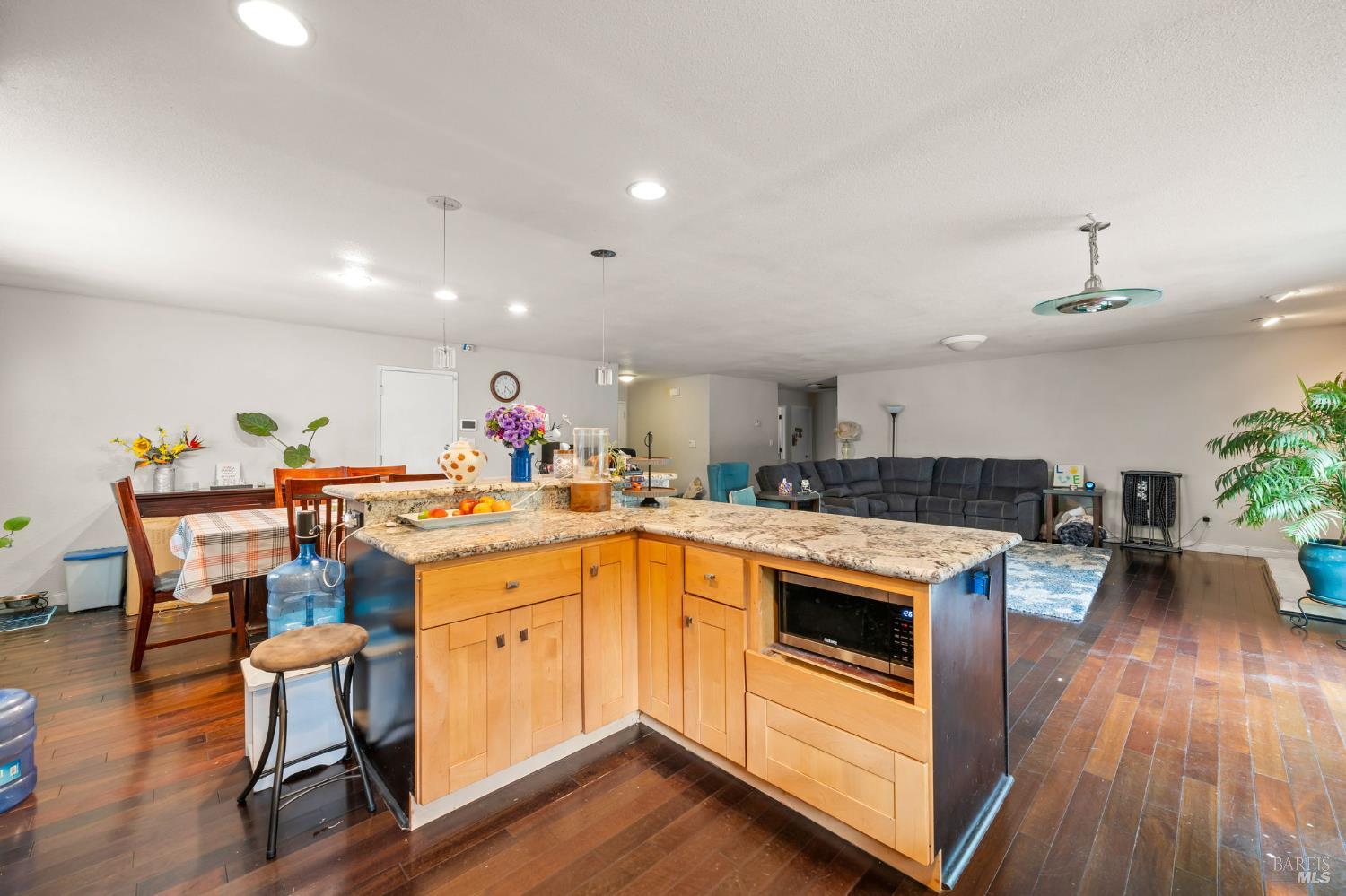 506 Midway Court Martinez CA 94553