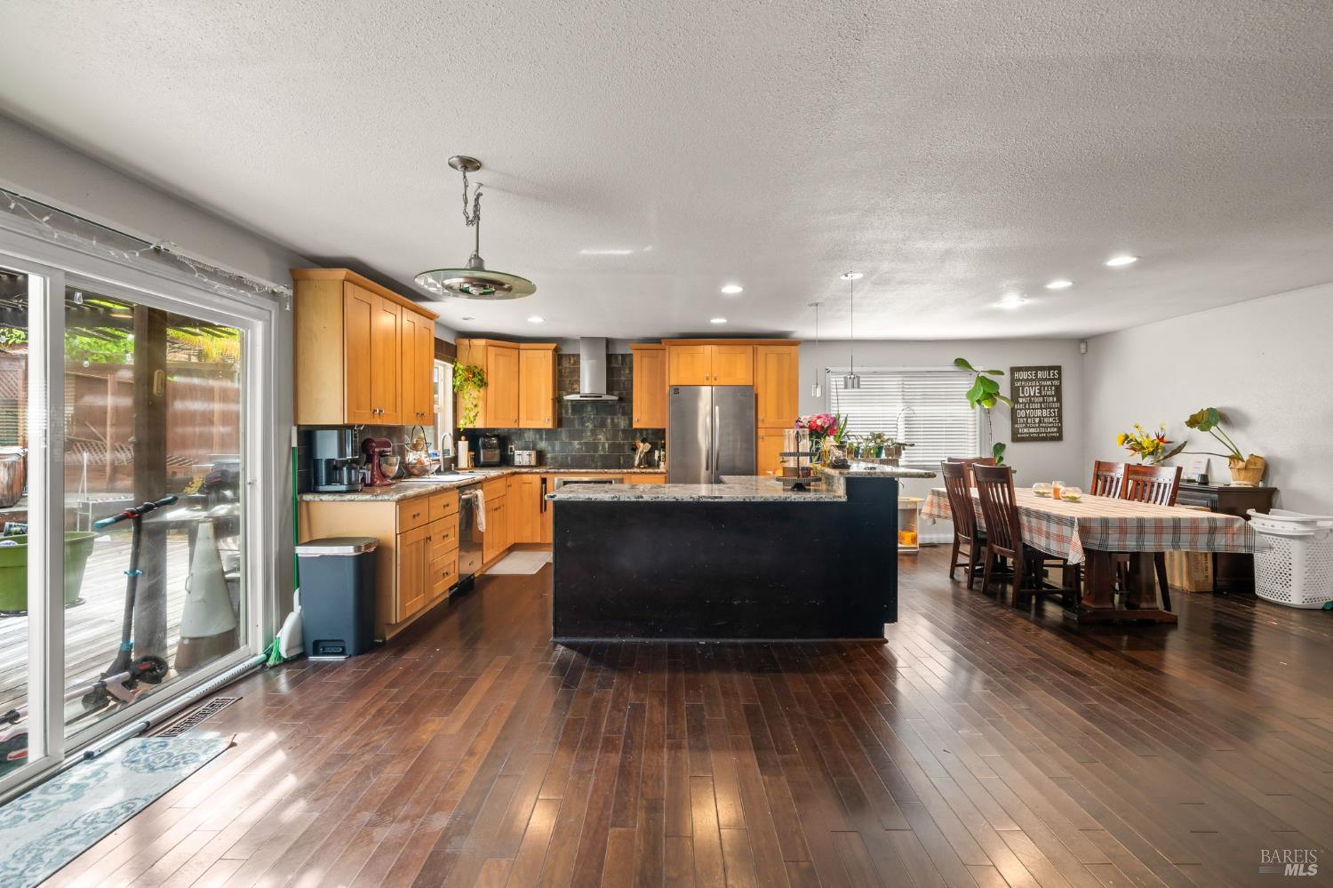 506 Midway Court Martinez CA 94553
