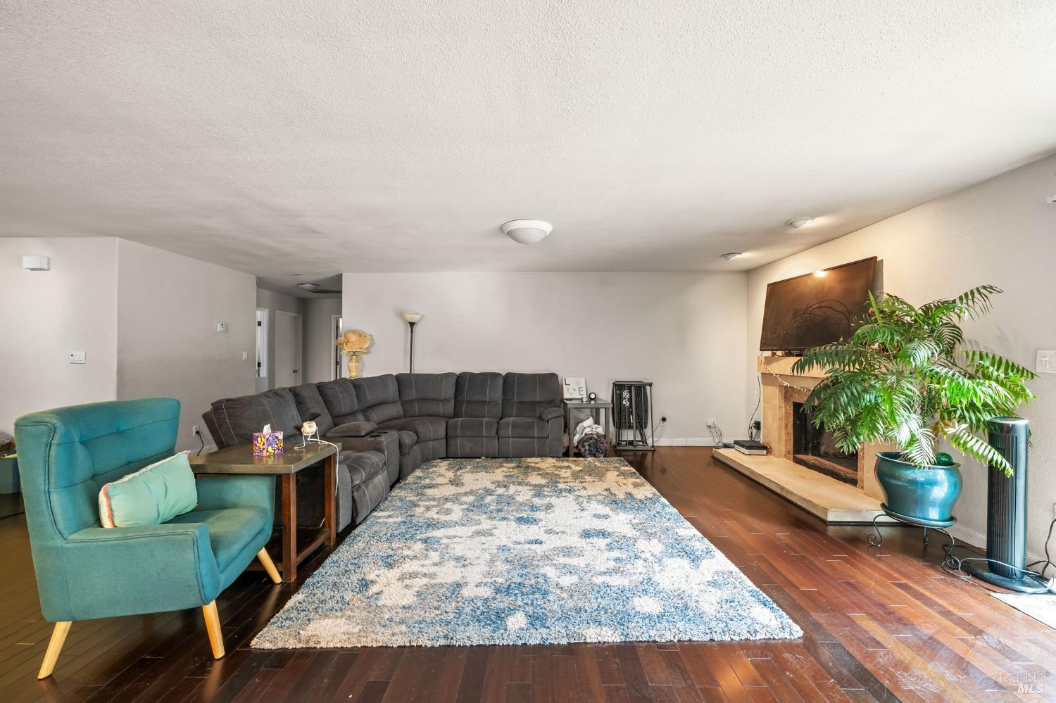 506 Midway Court Martinez CA 94553