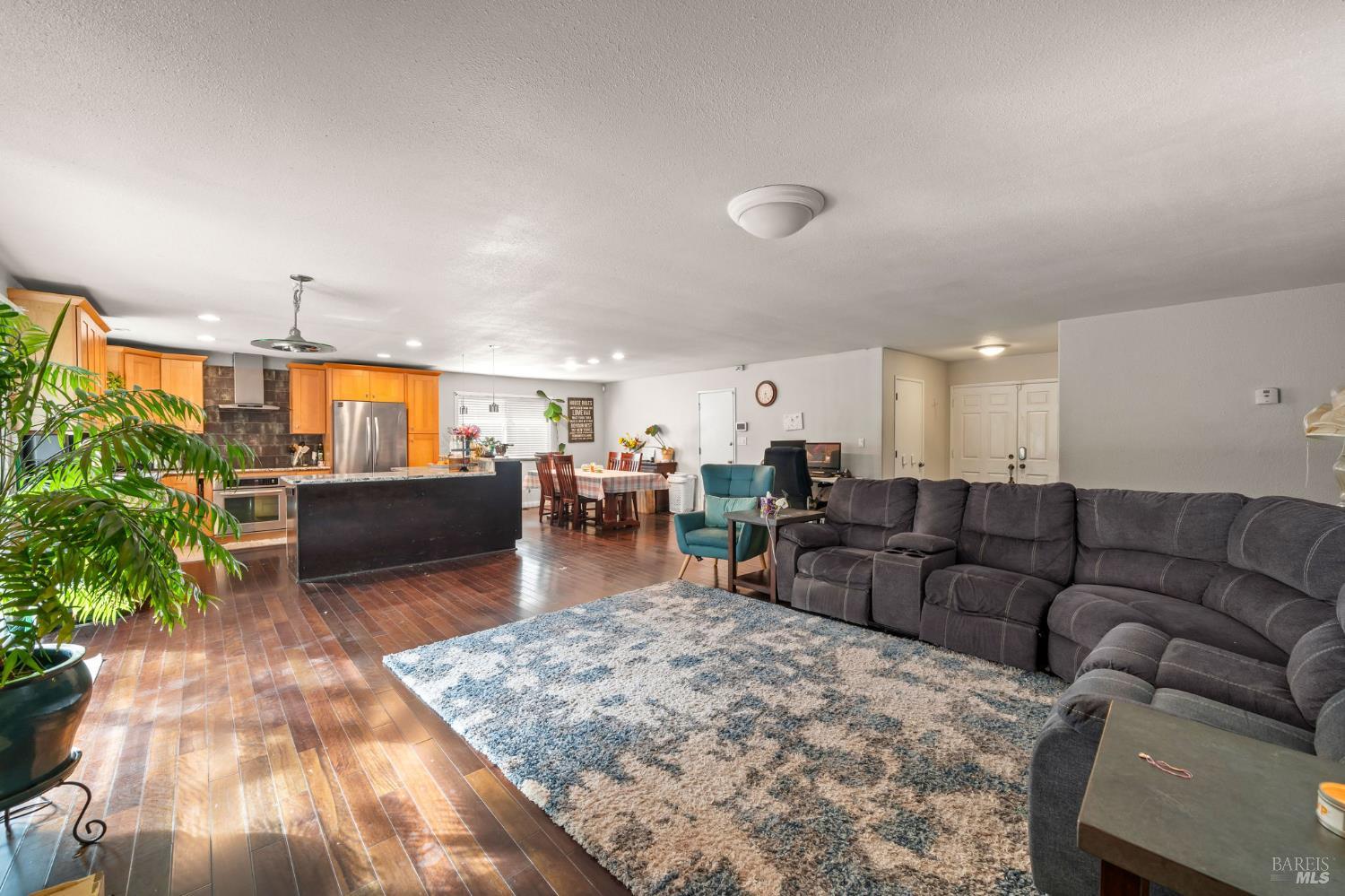 506 Midway Court Martinez CA 94553