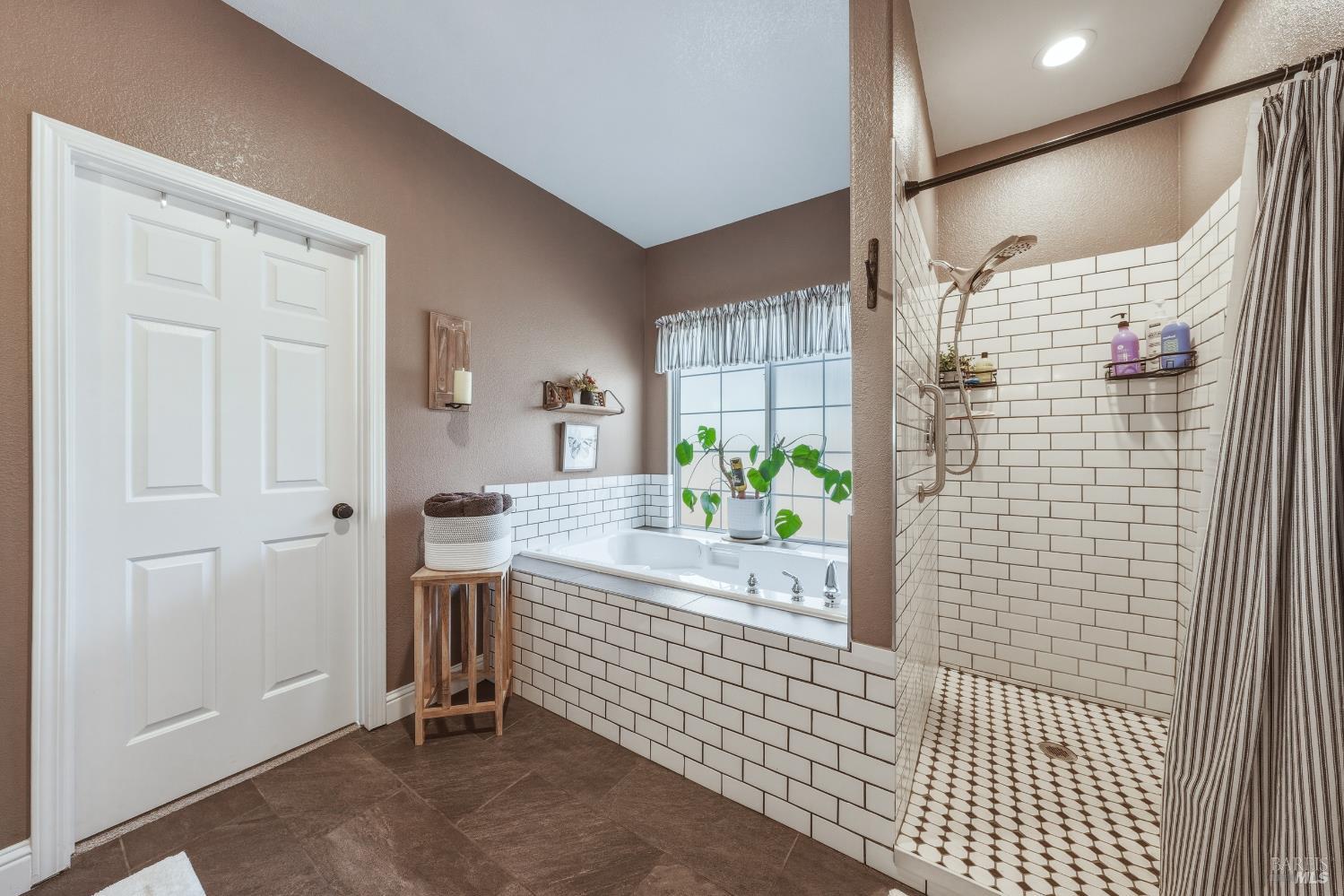 21410 Valley Oak Drive Middletown CA 95461