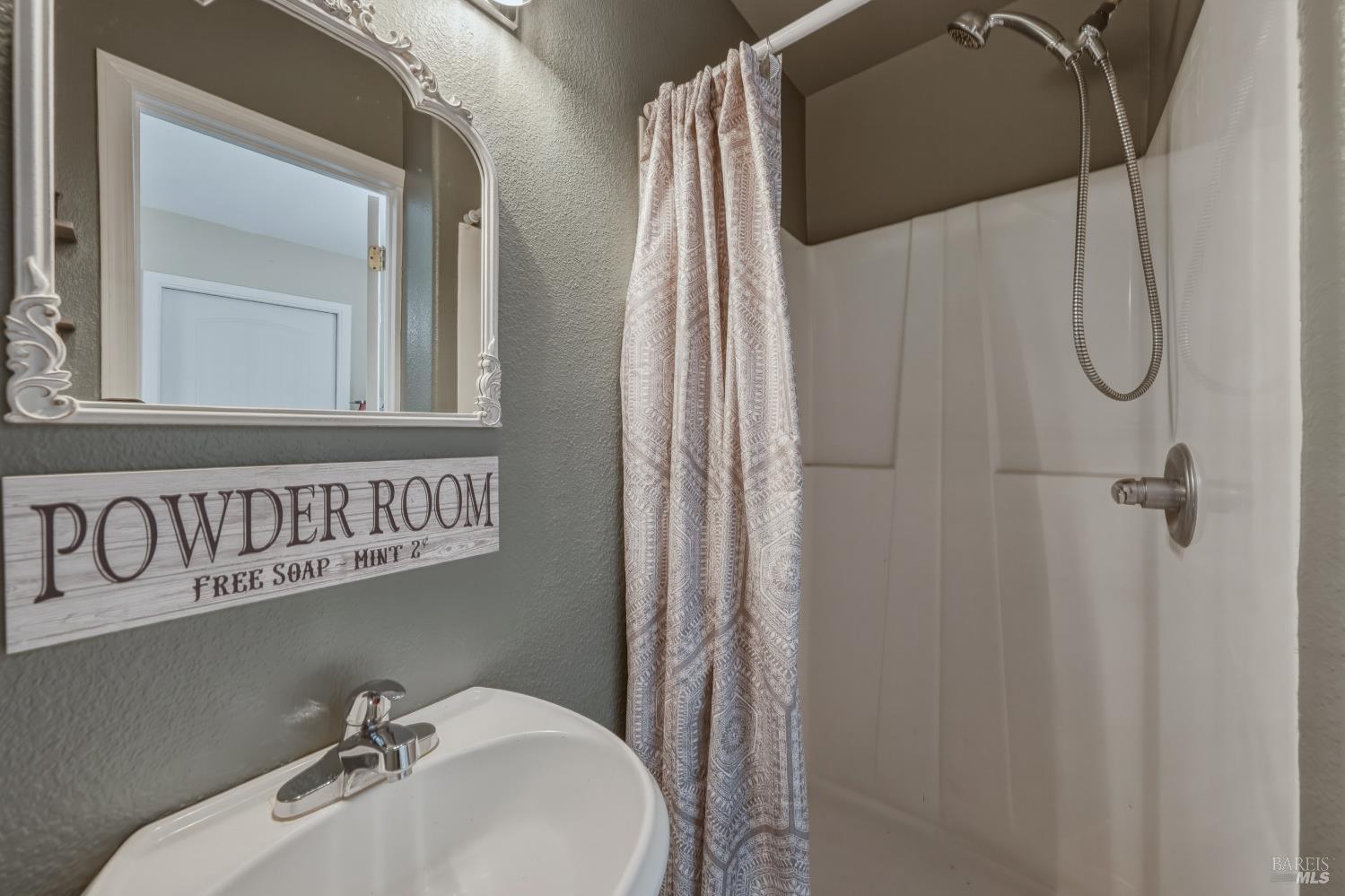 21410 Valley Oak Drive Middletown CA 95461