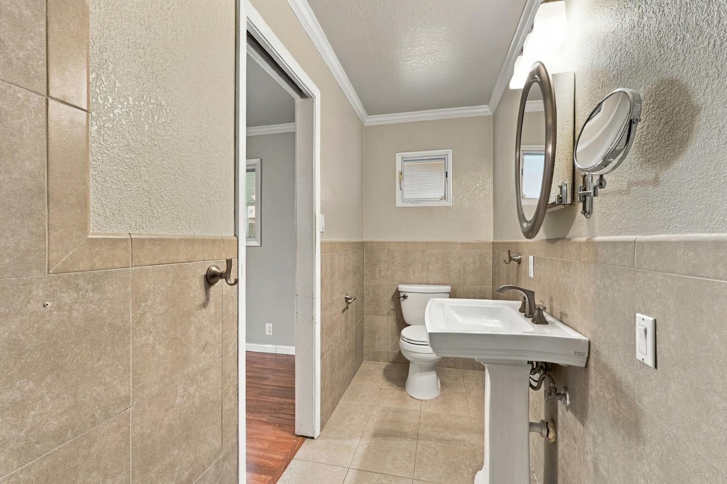 2127 Tracy Place Lodi CA 95242