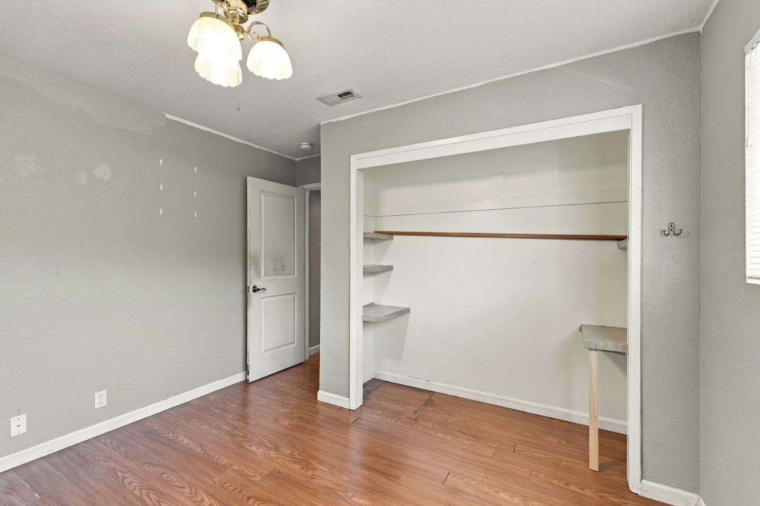 2127 Tracy Place Lodi CA 95242