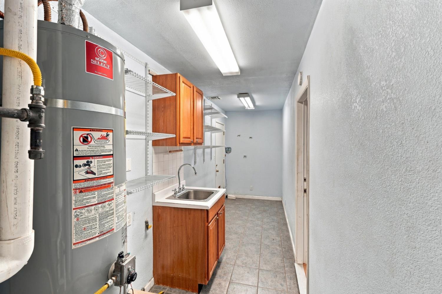 2127 Tracy Place Lodi CA 95242