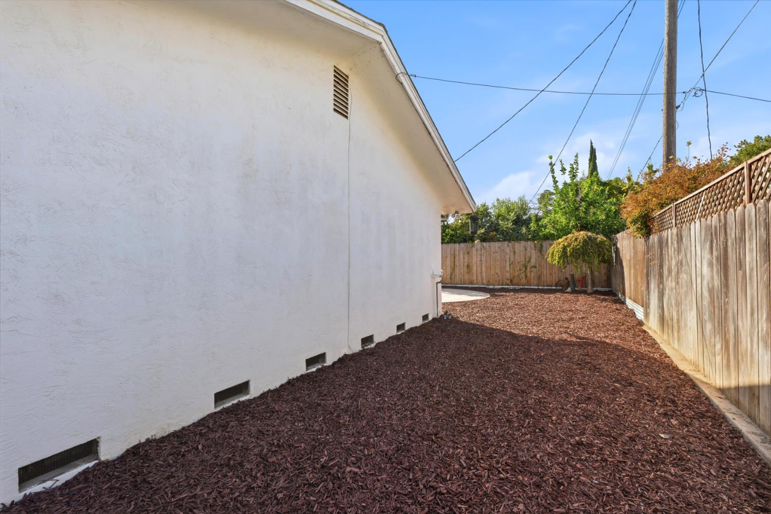 2127 Tracy Place Lodi CA 95242