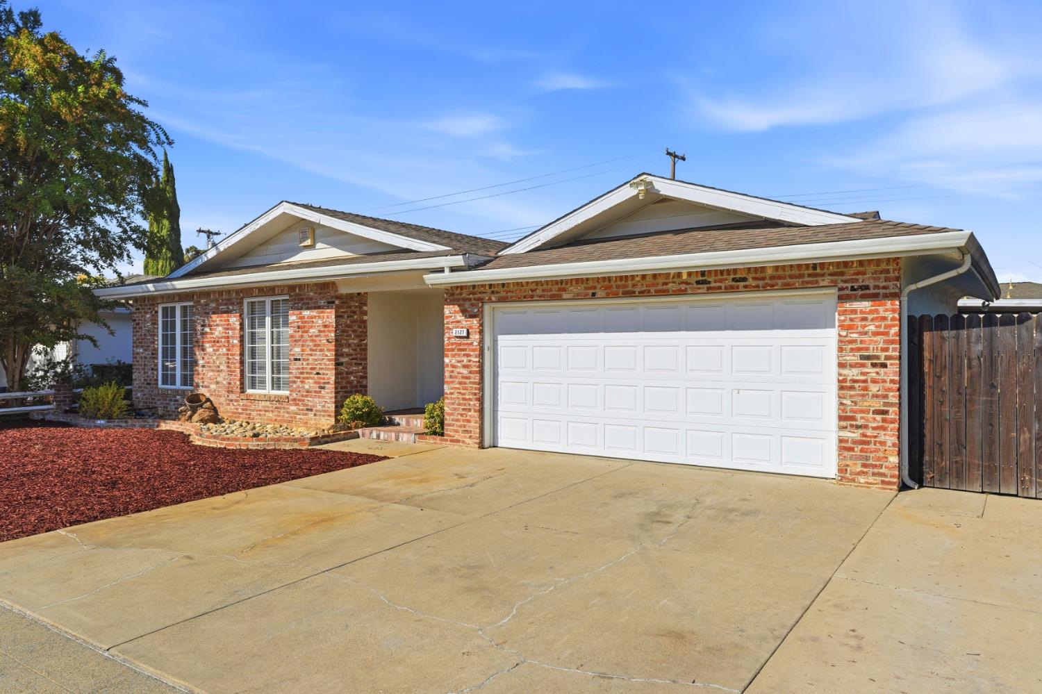 2127 Tracy Place Lodi CA 95242