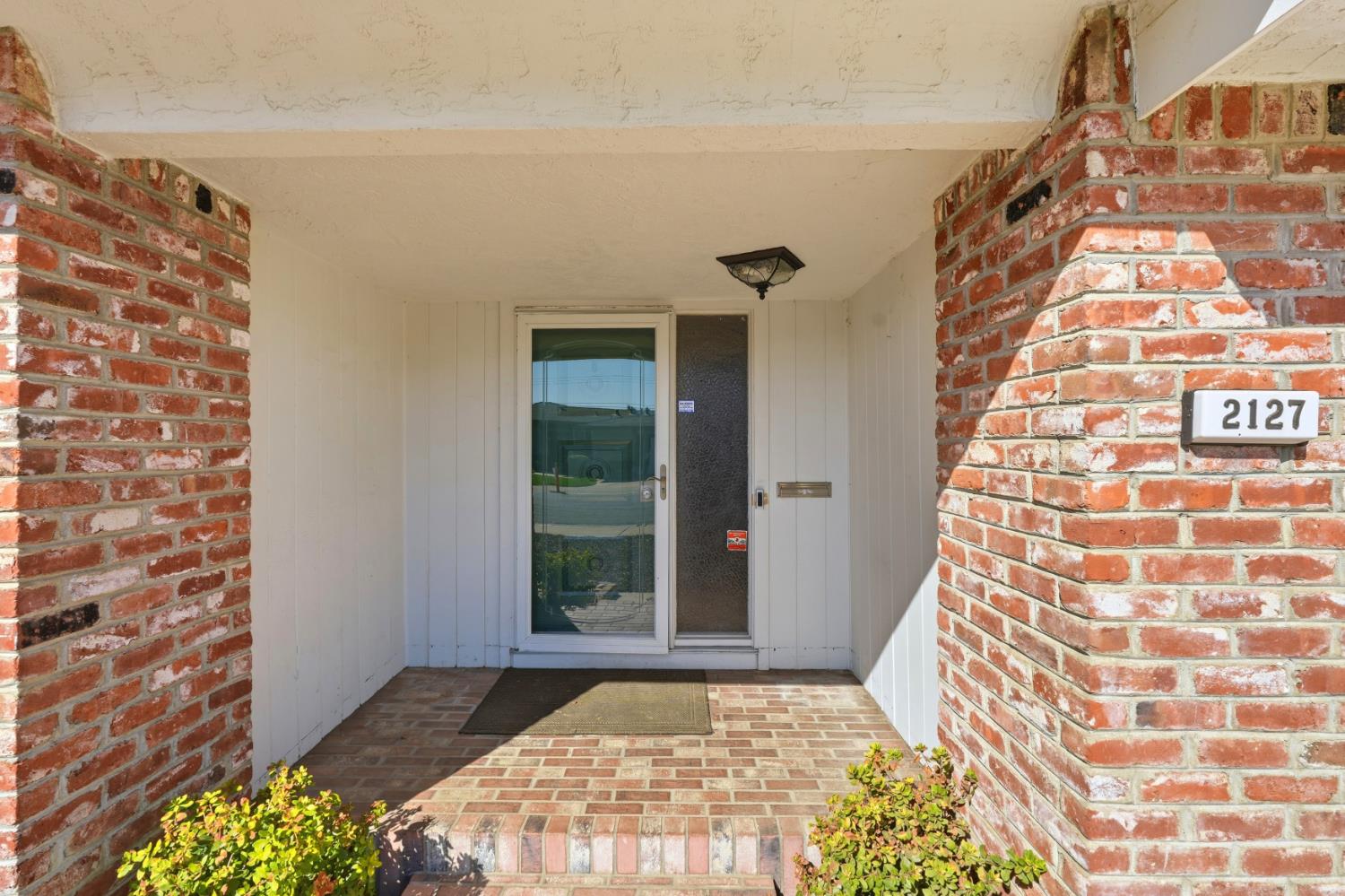 2127 Tracy Place Lodi CA 95242