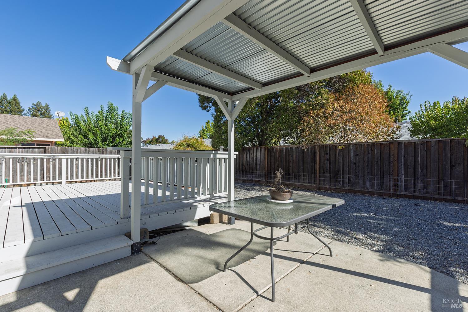 122 Furber Lane Cloverdale CA 95425