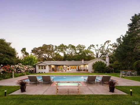 2288 Vineyard Road Novato CA 94947