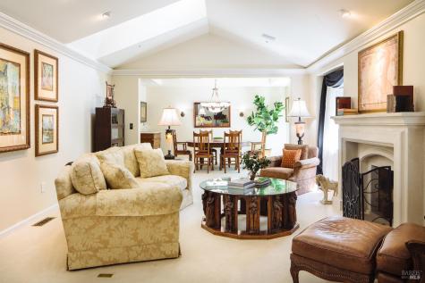 2288 Vineyard Road Novato CA 94947