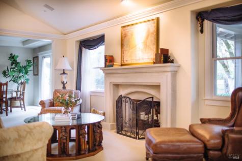 2288 Vineyard Road Novato CA 94947