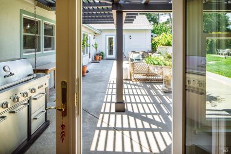 2288 Vineyard Road Novato CA 94947