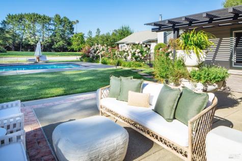 2288 Vineyard Road Novato CA 94947