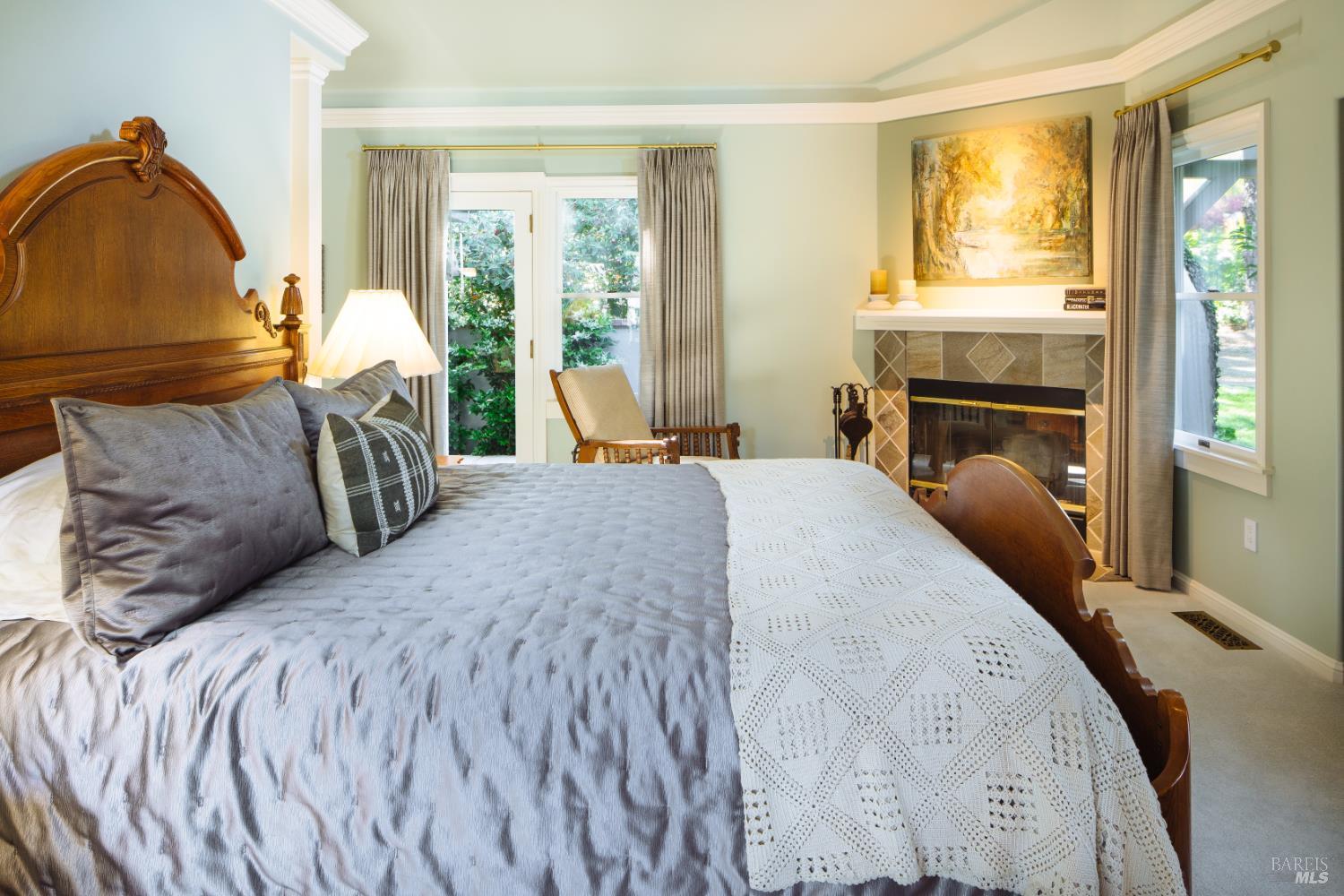 2288 Vineyard Road Novato CA 94947