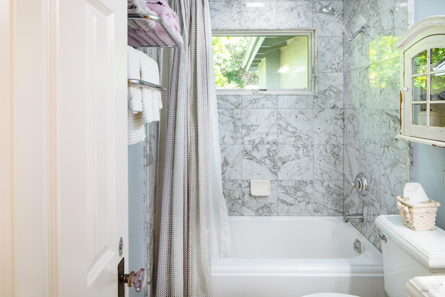 2288 Vineyard Road Novato CA 94947