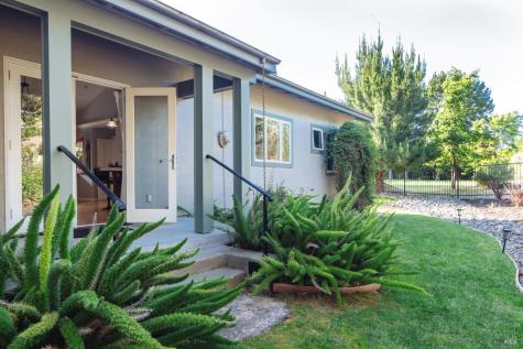 2288 Vineyard Road Novato CA 94947