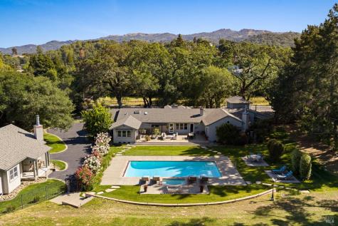 2288 Vineyard Road Novato CA 94947