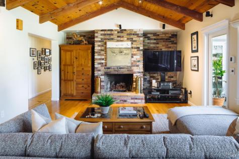 2288 Vineyard Road Novato CA 94947