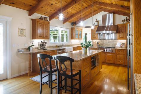 2288 Vineyard Road Novato CA 94947