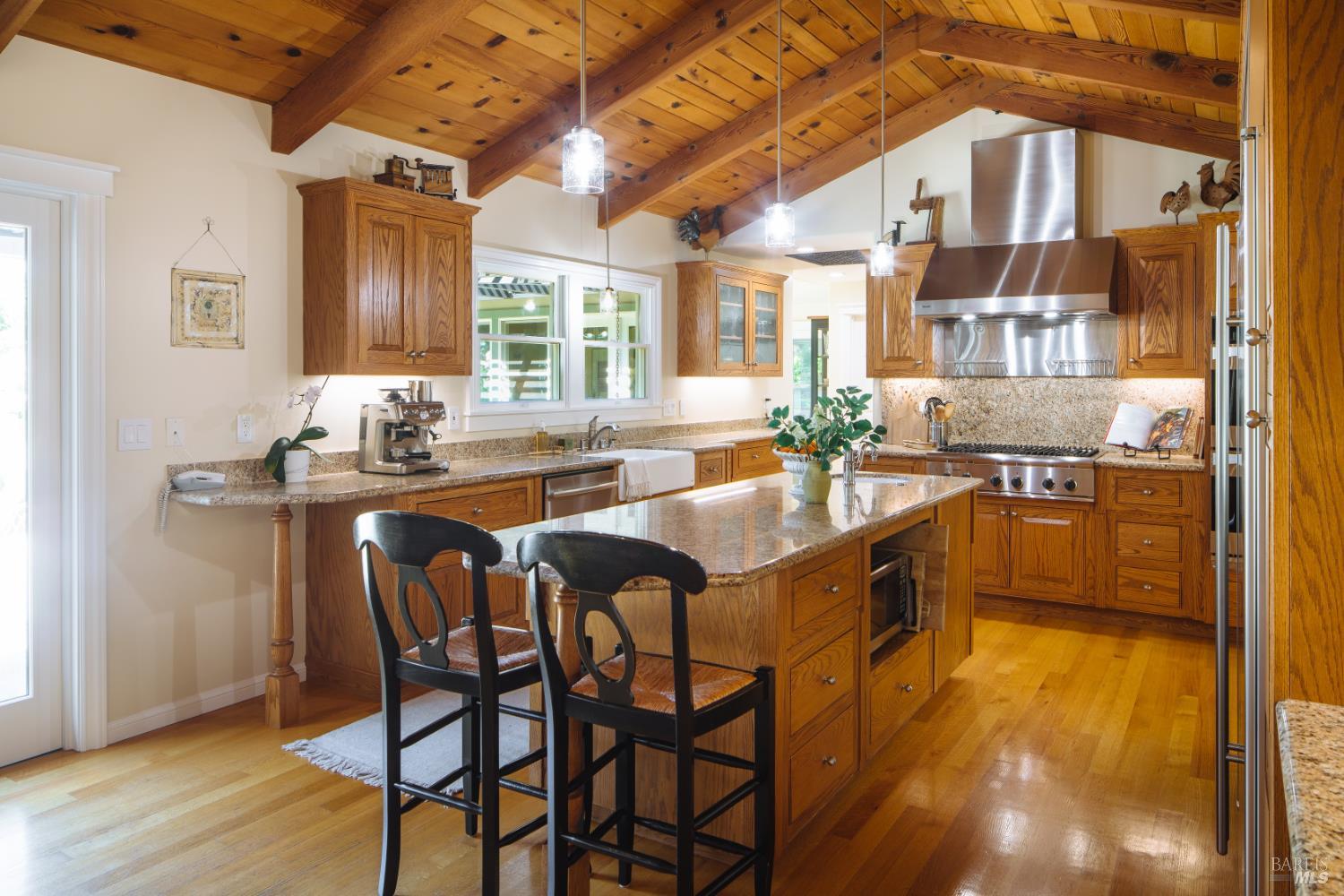 2288 Vineyard Road Novato CA 94947