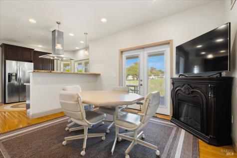 2346 Olivet Lane Santa Rosa CA 95401