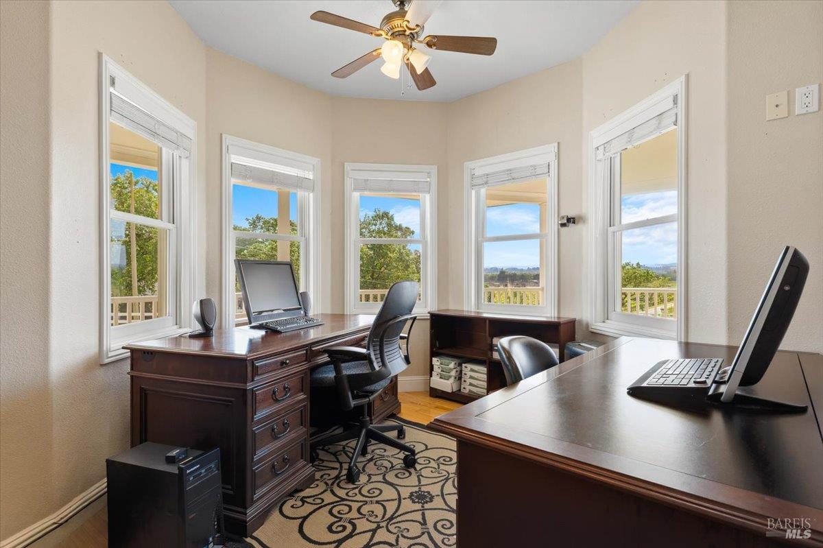 2346 Olivet Lane Santa Rosa CA 95401