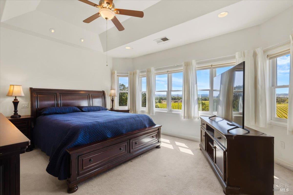 2346 Olivet Lane Santa Rosa CA 95401