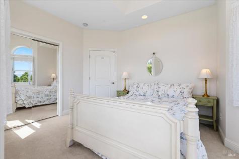 2346 Olivet Lane Santa Rosa CA 95401