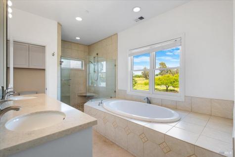 2346 Olivet Lane Santa Rosa CA 95401