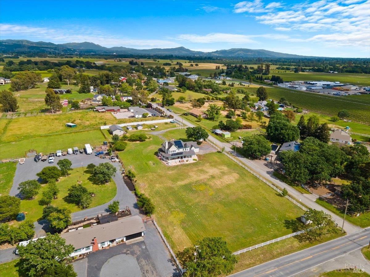 2346 Olivet Lane Santa Rosa CA 95401
