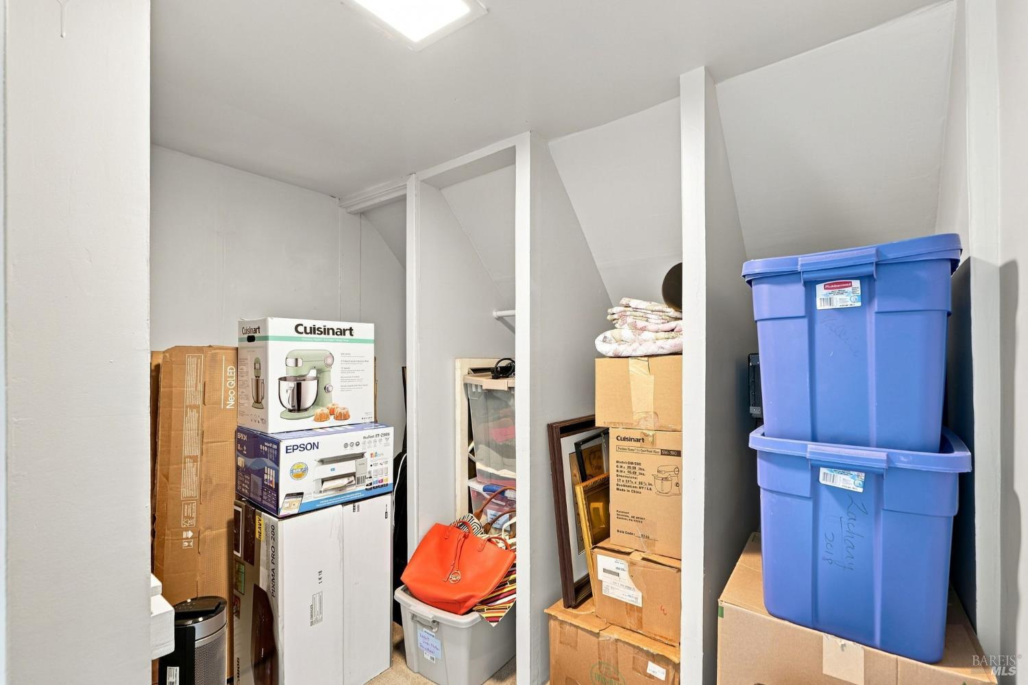 2604 Topaz Drive Novato CA 94945