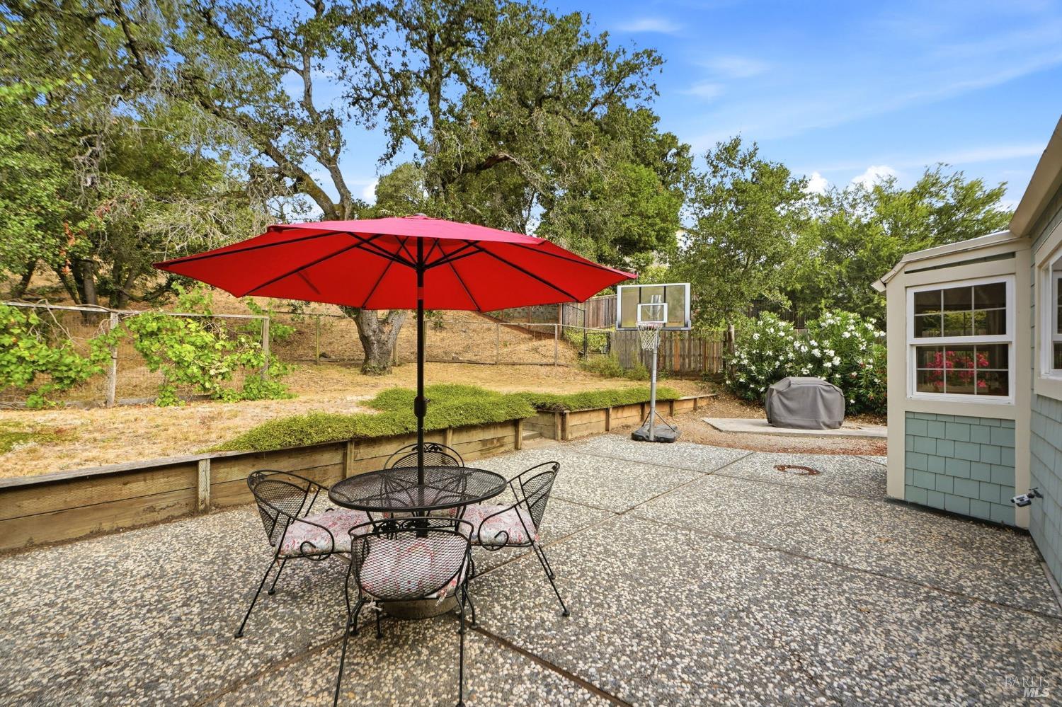 2604 Topaz Drive Novato CA 94945