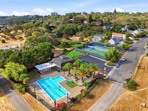 2604 Topaz Drive Novato CA 94945