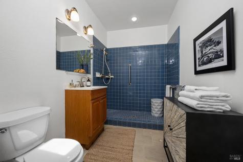 450 Florence Avenue Sebastopol CA 95472