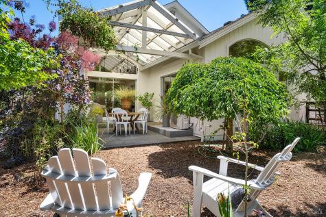 450 Florence Avenue Sebastopol CA 95472