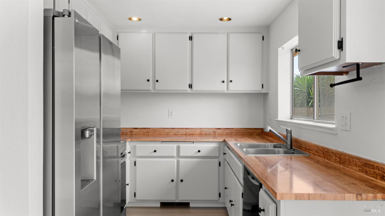 808 Osprey Way Suisun City CA 94585