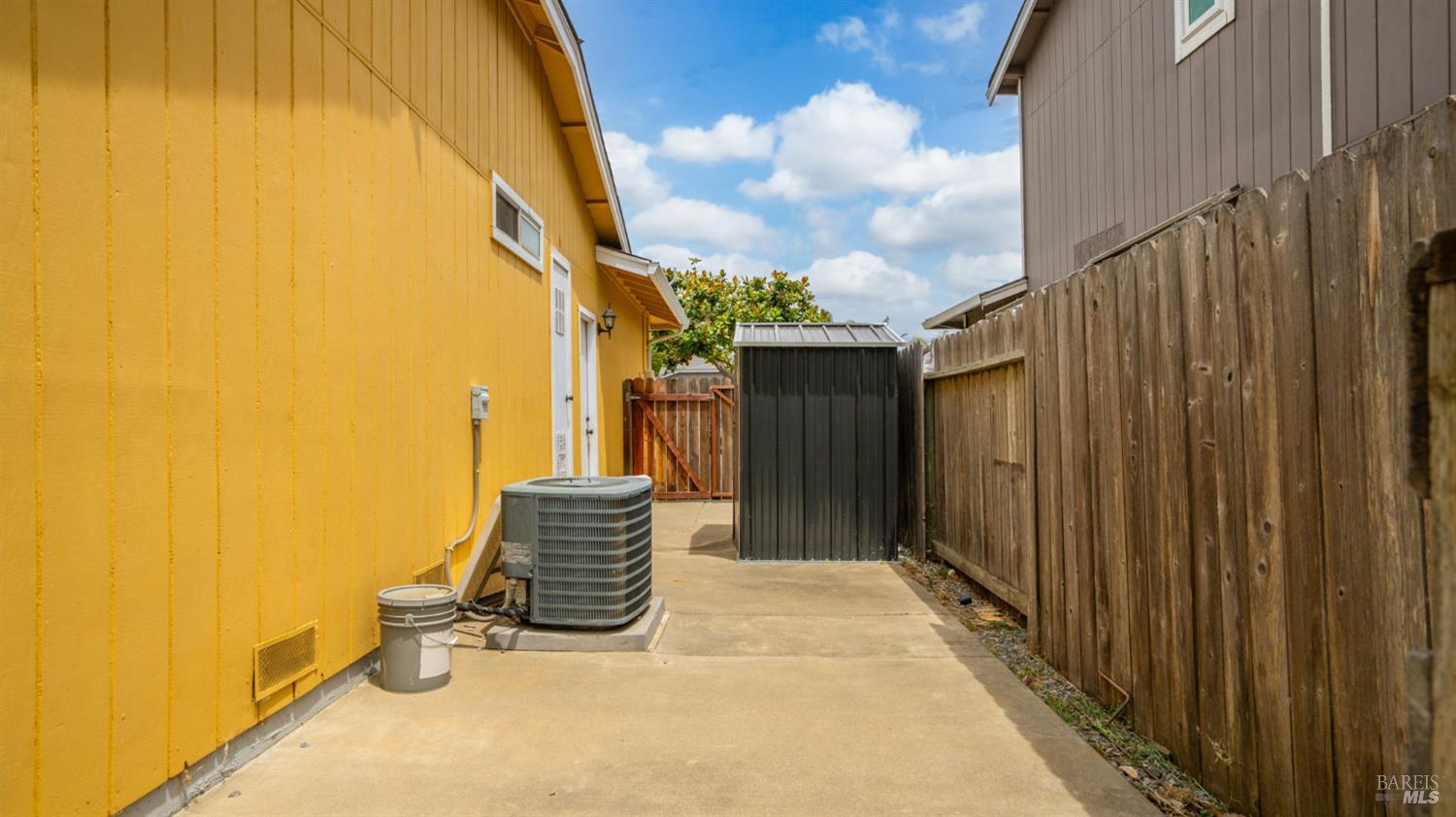 808 Osprey Way Suisun City CA 94585