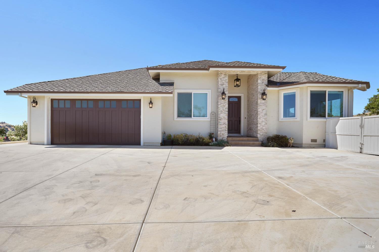 Vacaville CA, 6993 Steiger Hill Road