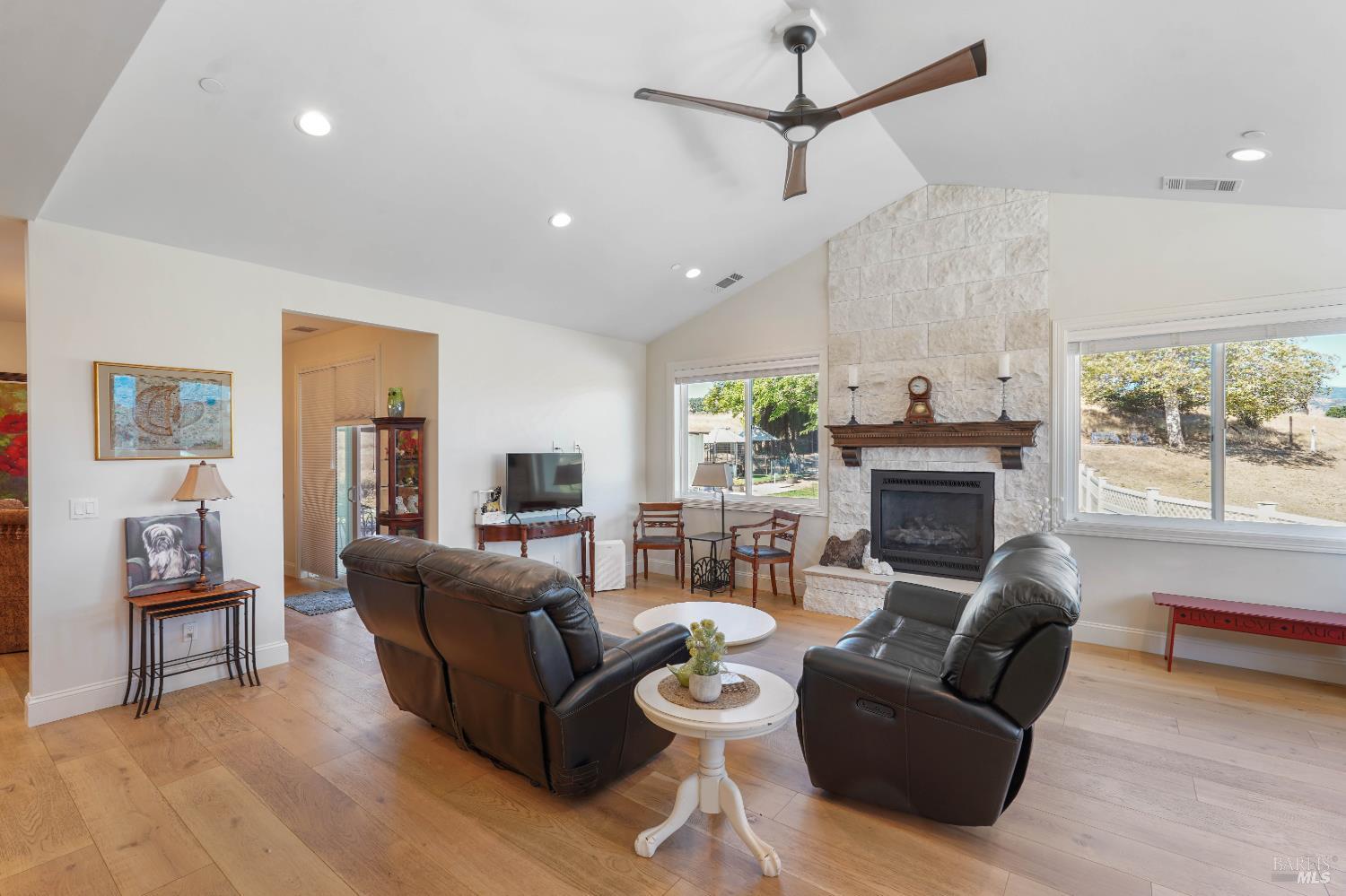 6993 Steiger Hill Road Vacaville CA 95688