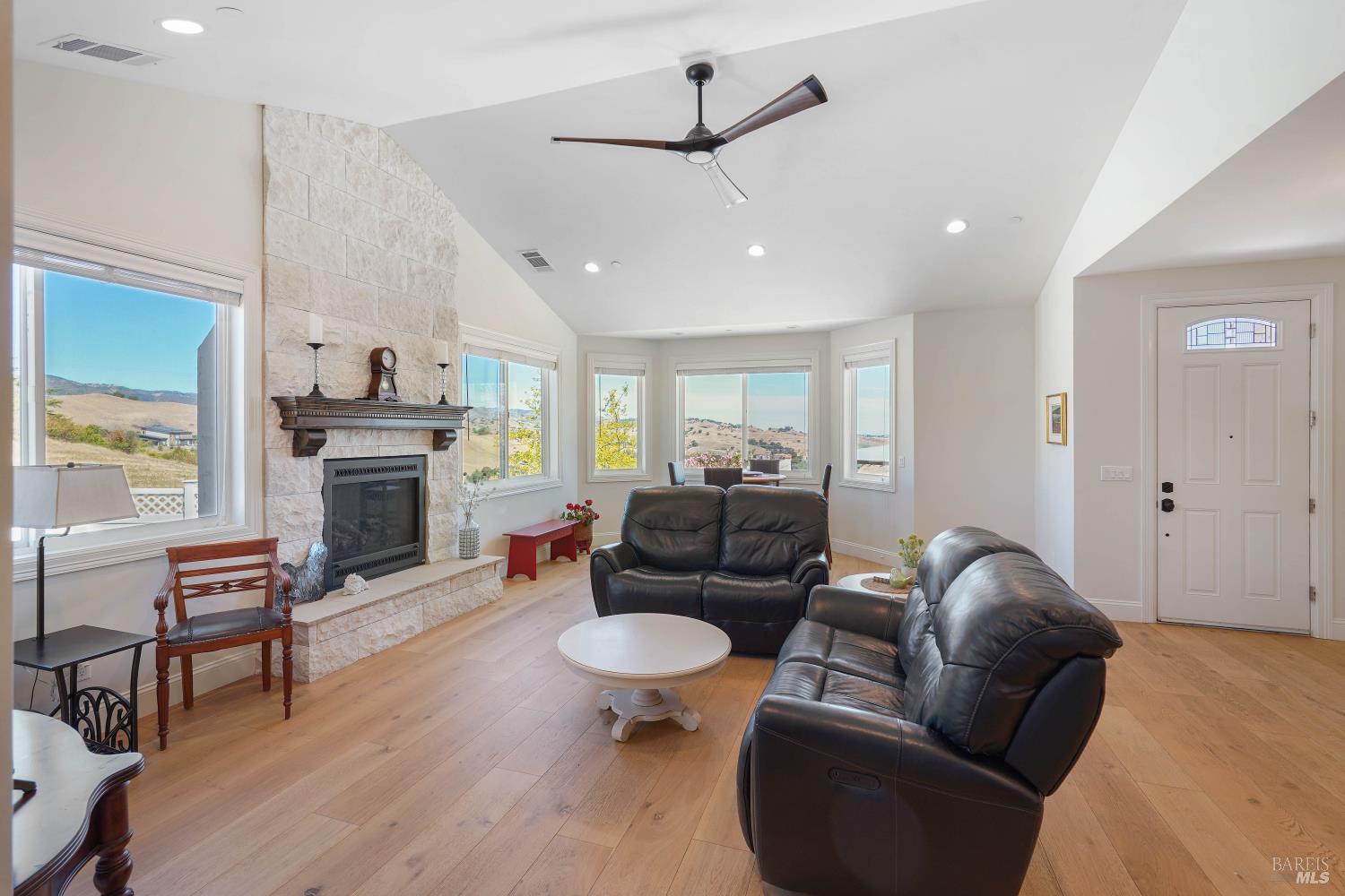 6993 Steiger Hill Road Vacaville CA 95688