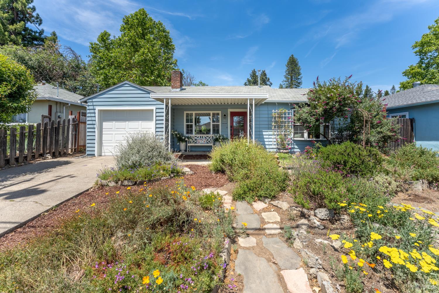 262 Magnolia Street Ukiah CA 95482