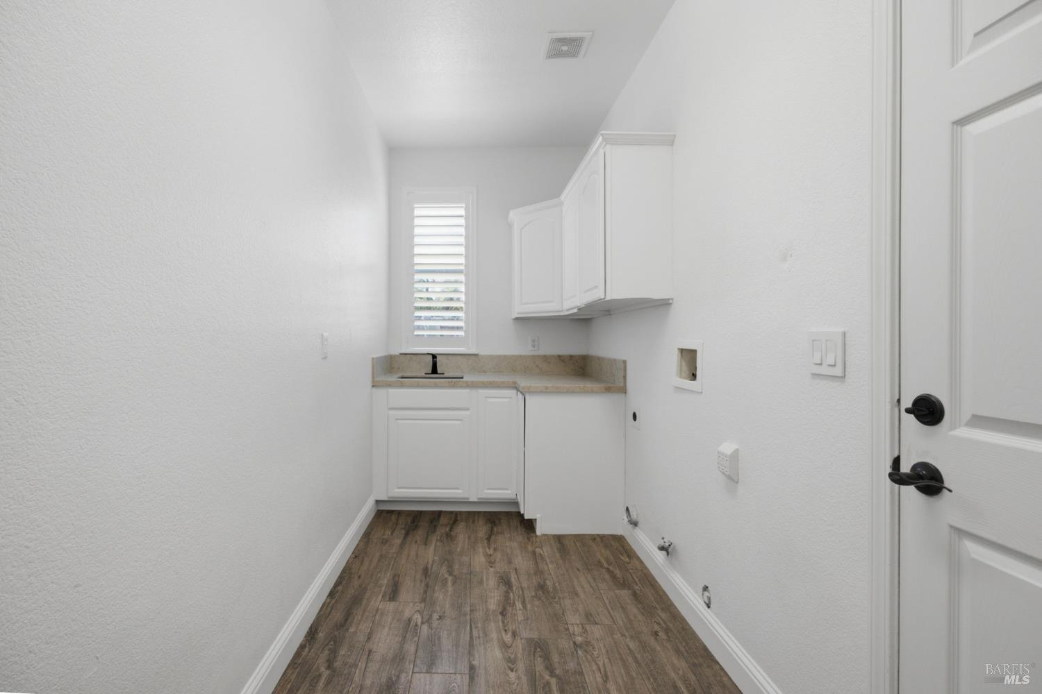 918 Shelter Cove Court Vacaville CA 95688