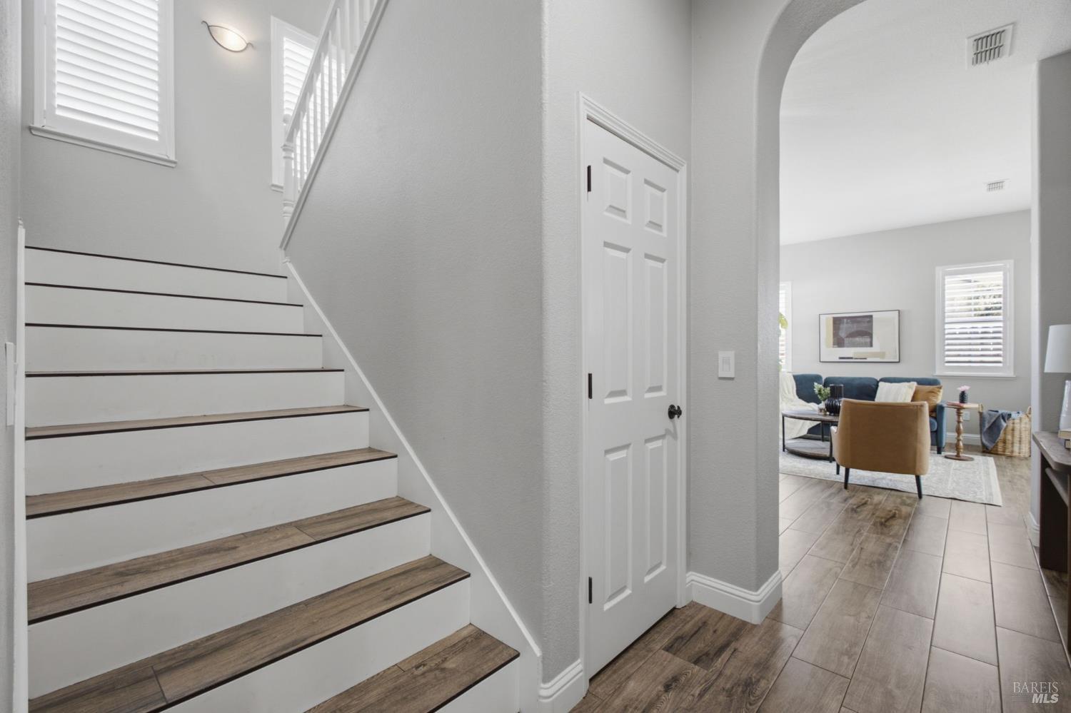 918 Shelter Cove Court Vacaville CA 95688