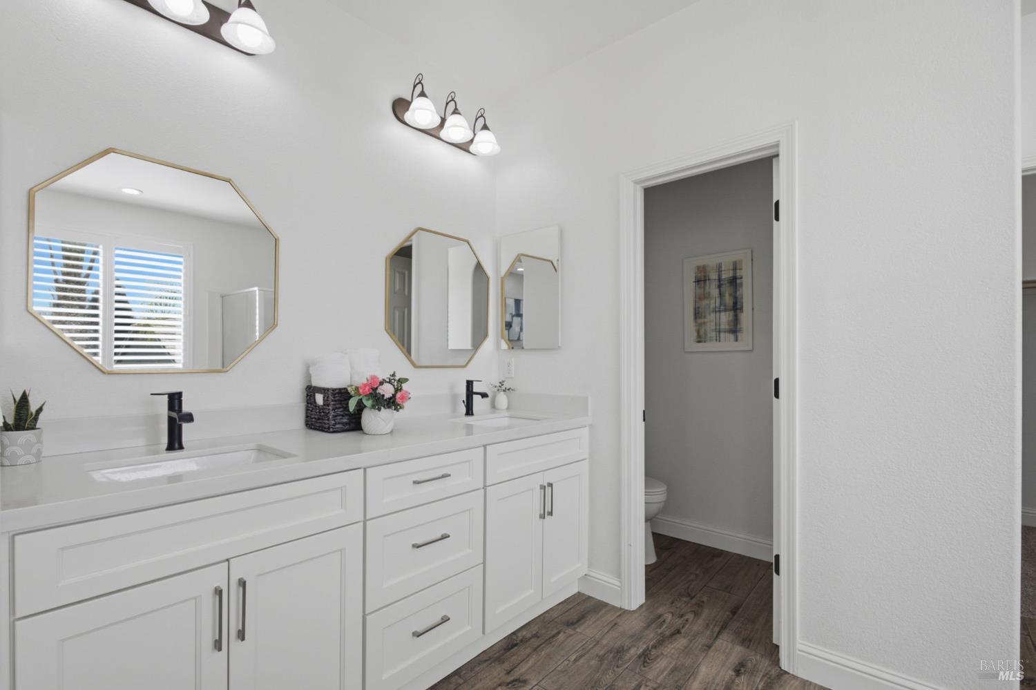 918 Shelter Cove Court Vacaville CA 95688