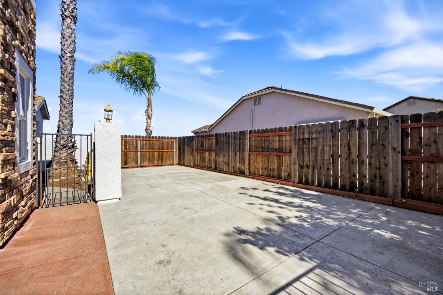 918 Shelter Cove Court Vacaville CA 95688