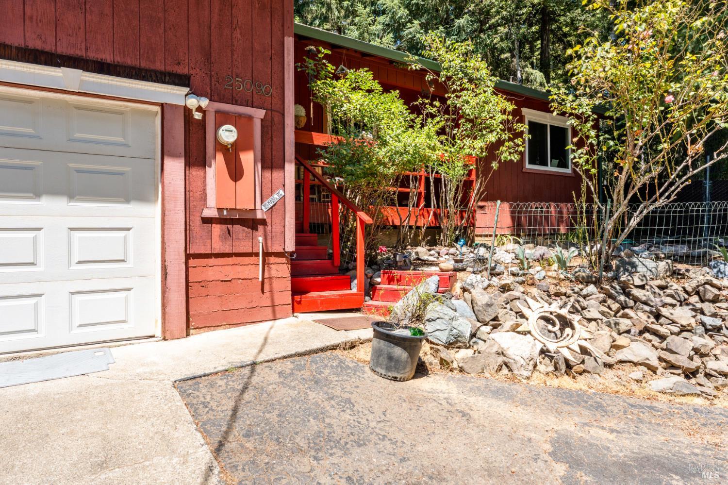 25090 Goose Lane Willits CA 95490